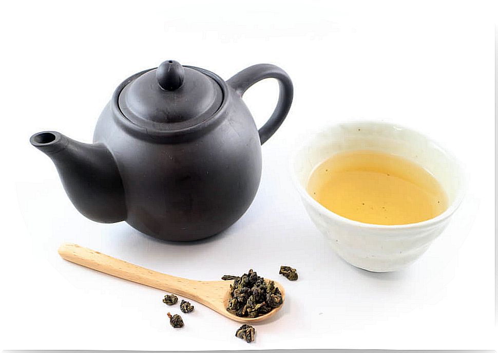 infusion of oolong tea.