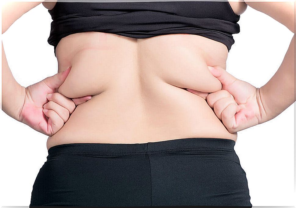 4 areas of the body where you accumulate fat