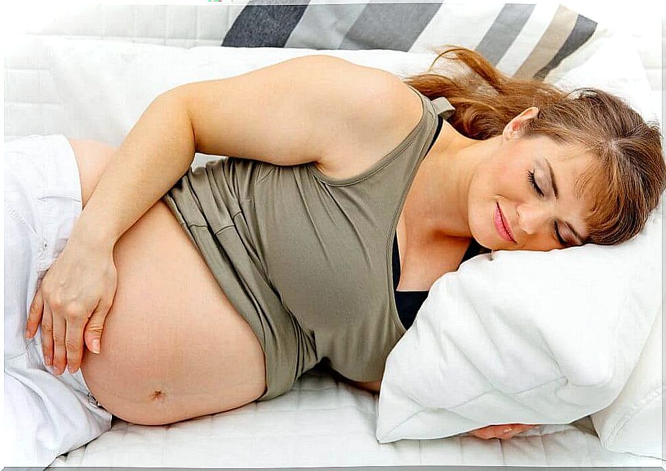 Pregnant woman sleeping