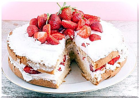 strawberry cake